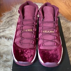 Nike Jordan Retro “VELVET” 11’s